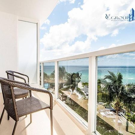 Luxurious Beachfront Studio Lejlighed Sunny Isles Beach Eksteriør billede